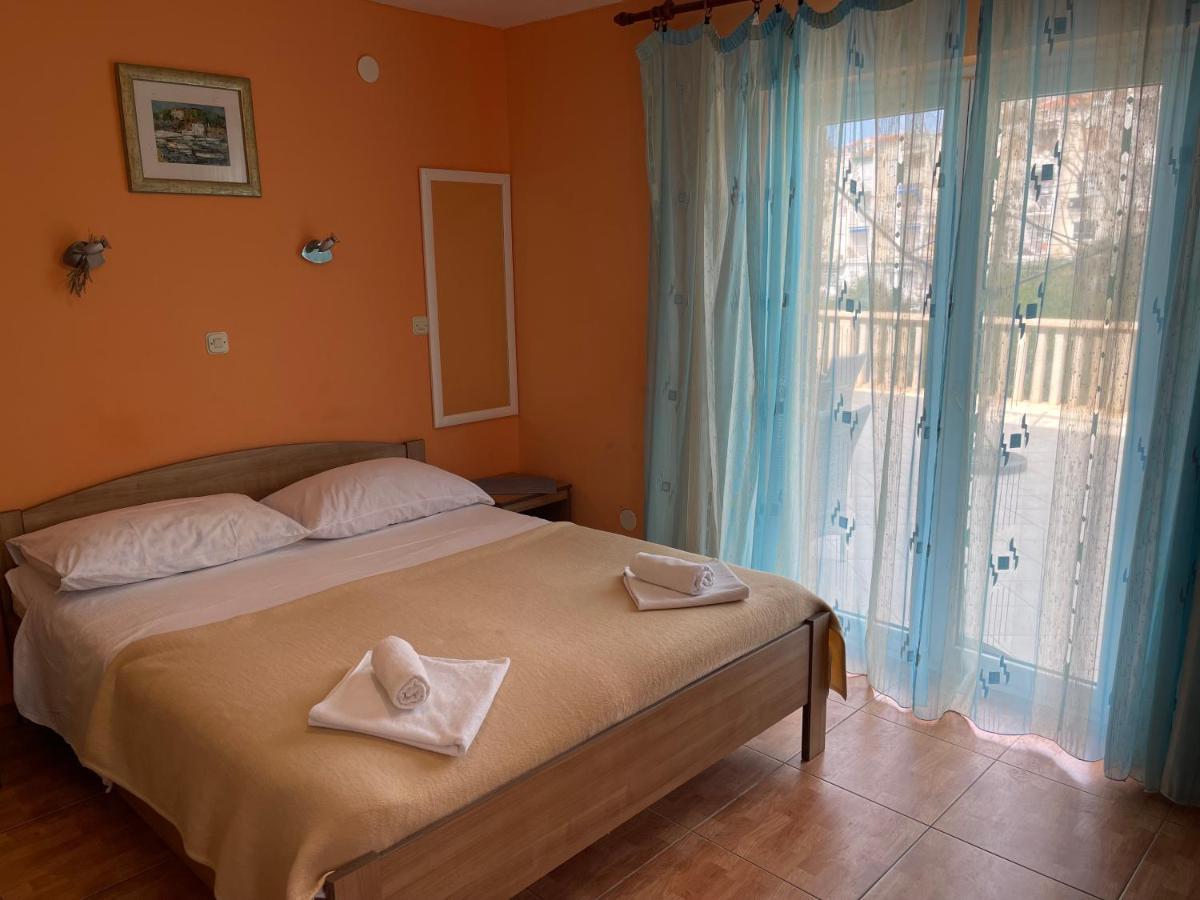 Apartments Ivanka Hvar Town Exterior foto