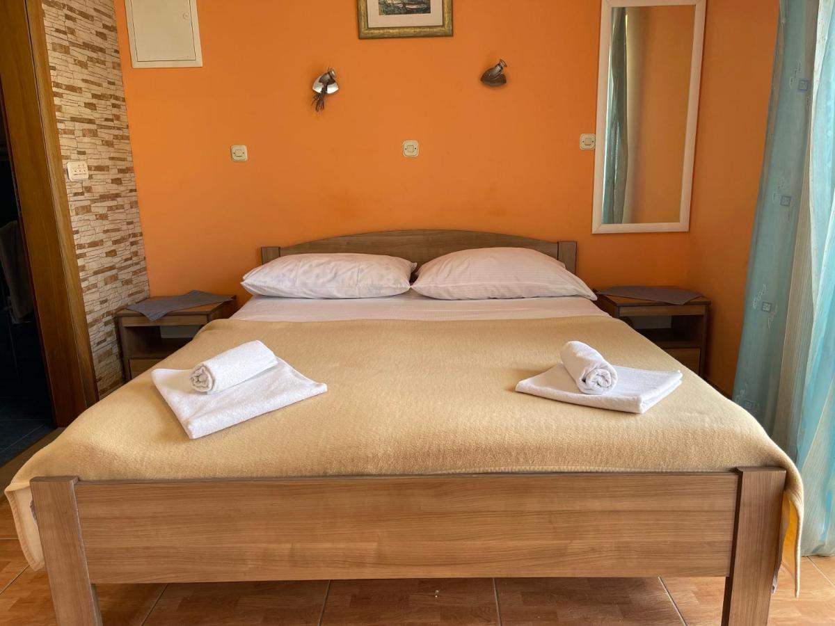 Apartments Ivanka Hvar Town Exterior foto